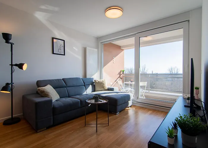 Flexible Selfcheckins 67 - Zagreb - Loggia - Brand New - Luxury - Garage