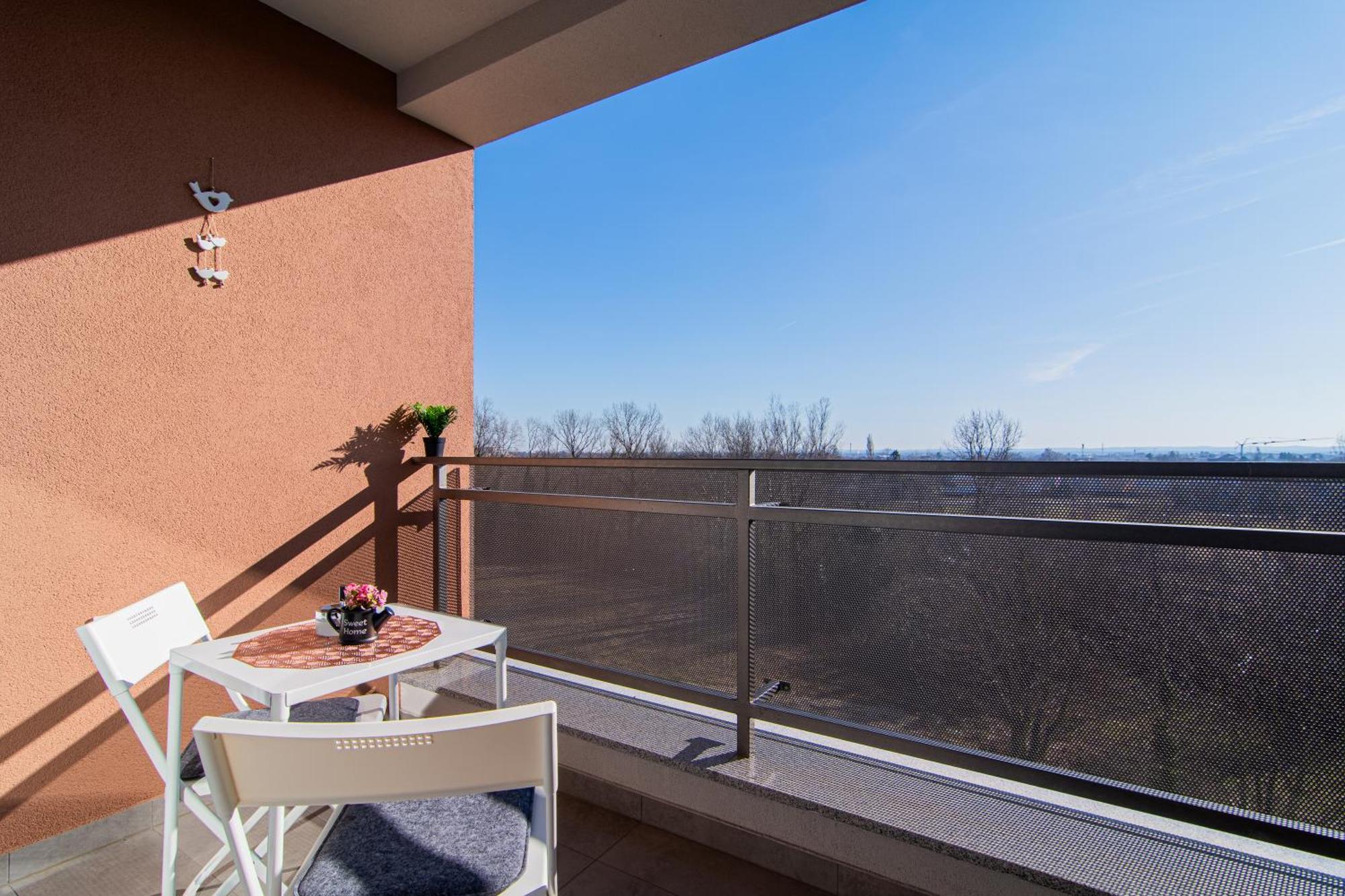 Flexible Selfcheckins 67 - - Loggia - Brand New - Luxury - Garage Zagreb