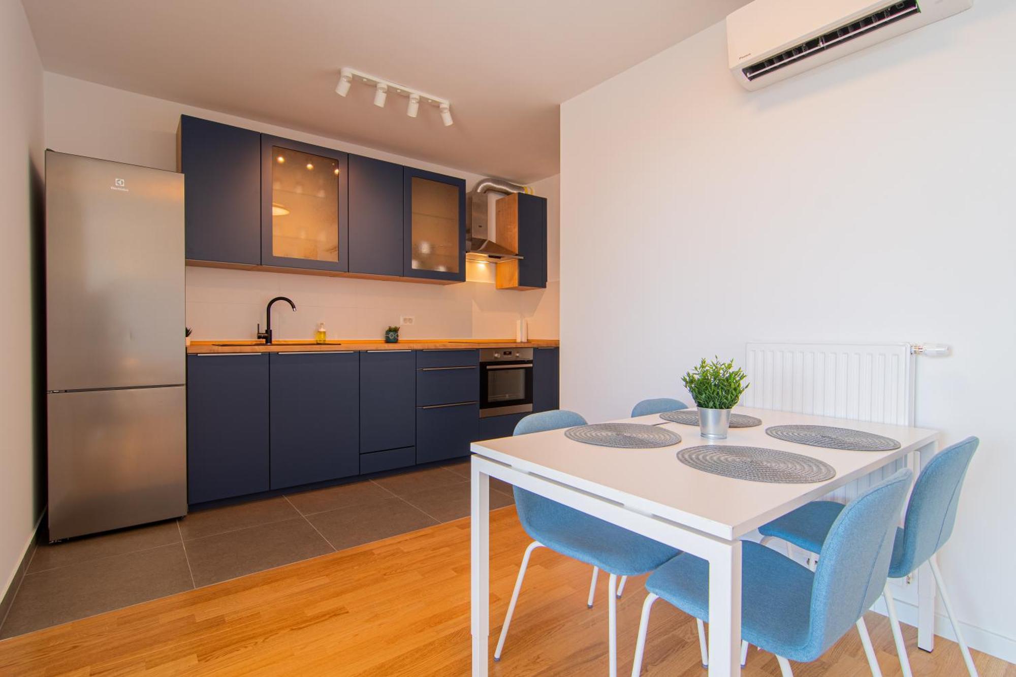 Flexible Selfcheckins 67 - - Loggia - Brand New - Luxury - Garage Zagreb